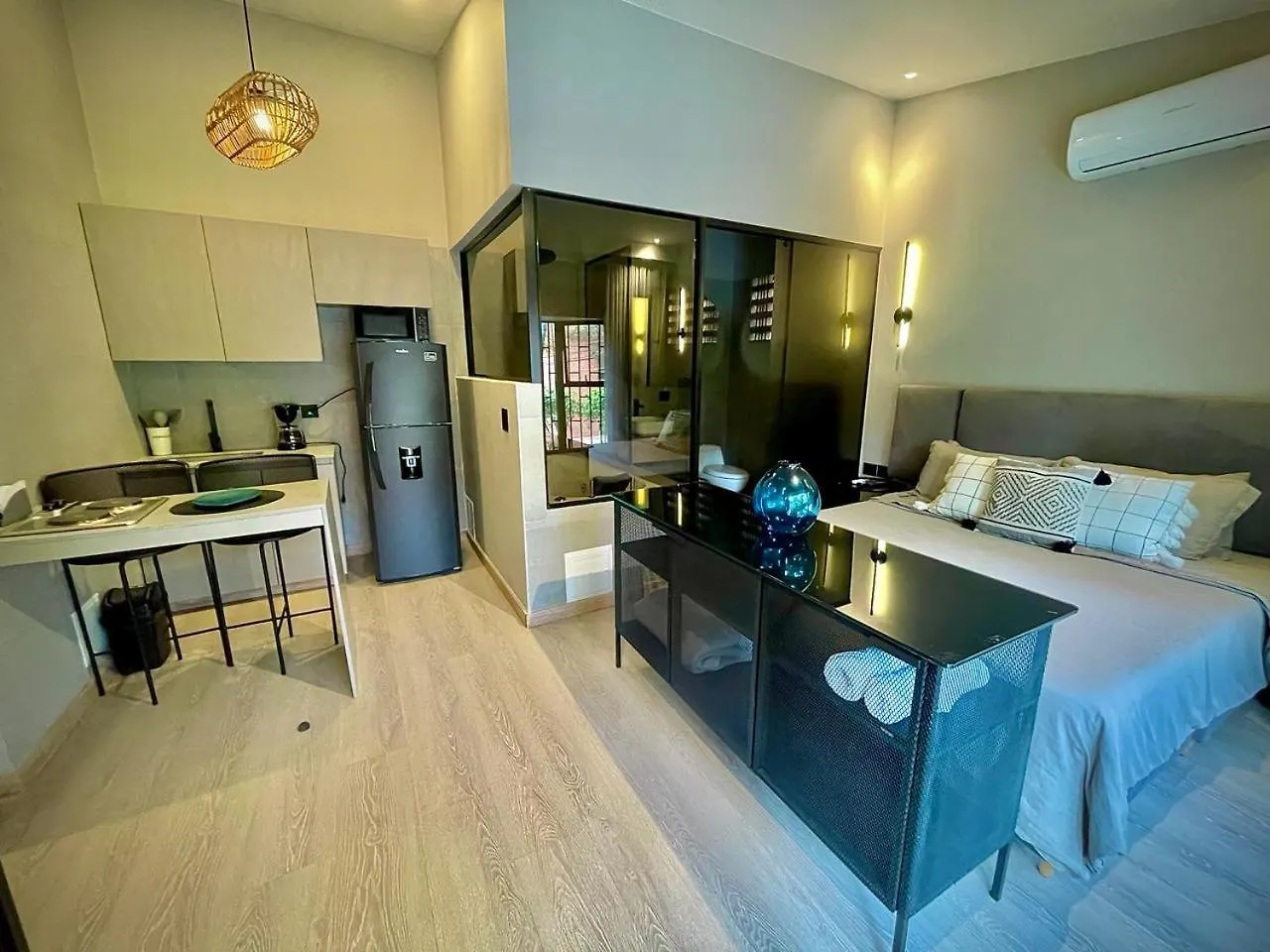 Villa Las Lomas Luxury House Medellín