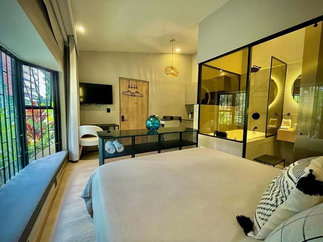 Villa Las Lomas Luxury House Medellín 0*,  Kolumbien