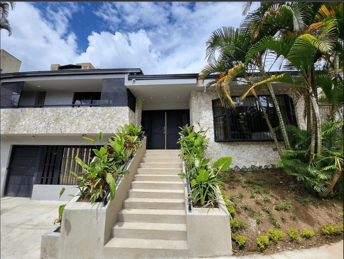 Ferienhaus Villa Las Lomas Luxury House Medellín